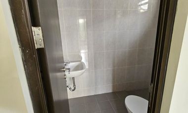 Disewakan Cepat Rumah Rapi Siap Huni di Modernland Tangerang