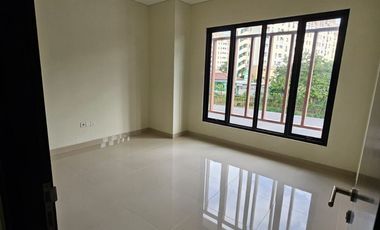 Disewakan Cepat Rumah Rapi Siap Huni di Modernland Tangerang