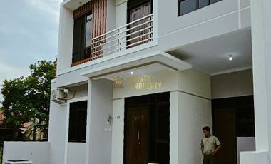 RUMAH MEWAH 2 LANTAI DI CLUSTER EXCLUSIVE DI DEPOK SLEMAN