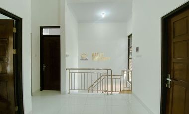 RUMAH MEWAH 2 LANTAI DI CLUSTER EXCLUSIVE DI DEPOK SLEMAN