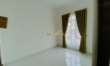 RUMAH MEWAH 2 LANTAI DI CLUSTER EXCLUSIVE DI DEPOK SLEMAN