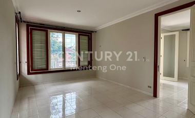 For Sale: Semi-Furnished Luxury House in the Heart of Menteng with Swimming Pool