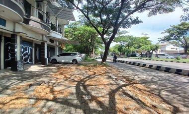 Dijual Ruko Strategis 2 Lantai di Ringroad SelatanCocok untuk Bisnis & Investasi, Tamanan, Banguntapan, Bantul