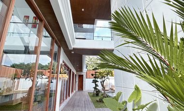 Luxury Villa Ocean View 2 Lantai di Nusa Dua