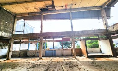 Gedung di Lahan Luas 1200m Jl Soepomo Tebet Jaksel