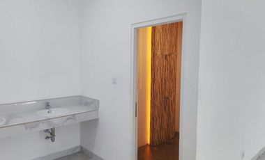 Gedung Komersial Kalimalang Bisa untuk Kantor atau F&B Dijual