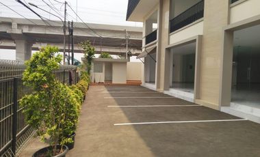 Gedung Komersial Kalimalang Bisa untuk Kantor atau F&B Dijual