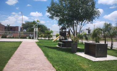 VENTA DE TERRENO EN ESQUINA SURPONENTE DE AGS. RESIDENCIAL LA TRINIDAD