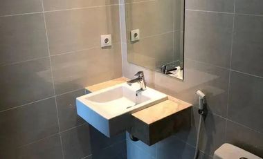 Apartemen Puri Mansion 3+1BR Semi Furnished Jakarta Barat