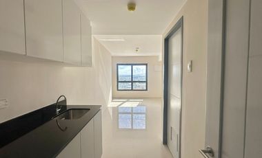 VERY AFFORDABLE STUDIO UNIT FOR SALE IN MANDAUE CITY WALKING DISTANCE TO  SM JMALL