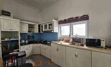 Villa Semi Furnished Disewakan, di Padangsambian Denpasar Area