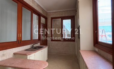 For Rent: Charming House with Lush Garden in Menteng