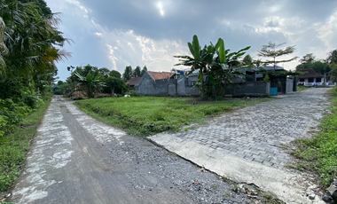 2 Tanah Murah  SHM siap AJB dan Siap Bangun di Utara Jogja