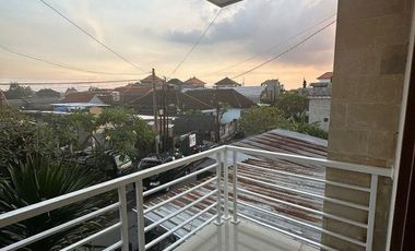 Rumah 3 Kamar Tidur Cantik Dijual, di Gatsu Tengah, Denpasar Area