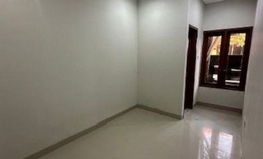 Rumah 3 Kamar Tidur Cantik Dijual, di Gatsu Tengah, Denpasar Area