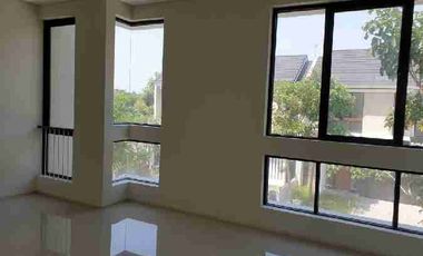 Rumah Minimalis Northwest Lake 2lt Disewakan