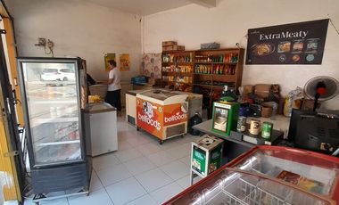 MILIKI RUMAH LUAS SUDAH DENGAN TEMPAT USAHA DI LOKASI STRATEGIS!! HARGA MENARIK