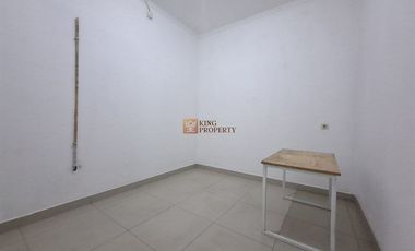 Disewakan Rumah Tanjung Duren Raya Unfurnish Selesai Renovasi 1,5 Lantai, Akses Strategis Dekat Cabang Bank BCA & Mall Central Park Di Tanjung Duren