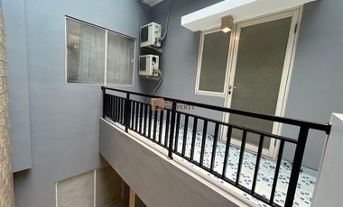 Disewa Rumah Puri Mansion Cluster Hawaii 260 M2 Akses Pik & Bandara Soekarno Hatta, Fasilitas Kolam Renang, Basket Court, Club House, One Gate System