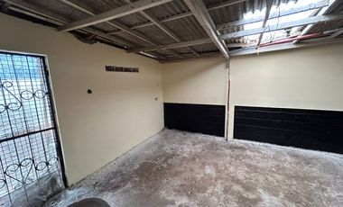 Dijual Cepat Rumah Tinggal Lokasi Strategis Dalam Cluster Yunani Banjar Wijaya, Tangerang