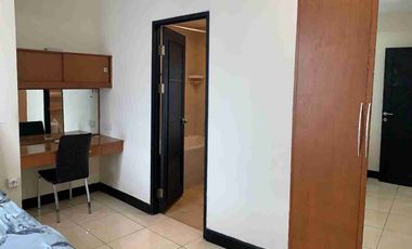 Sewa Apartemen Essence Darmawangsa 2 Kamar Tidur Full Furnished