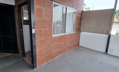 Suite en Alquiler en Urbanor, Segundo Piso, 1 Habitación, 1 Baño, Opción a Parqueo, Norte de Guayaquil.