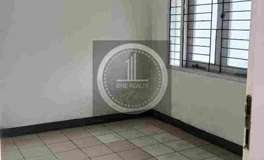 Rumah dengan 3 Kamar di Kota Baru Parahyangan