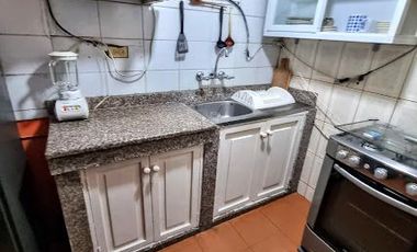 Departamento Amoblado en Alquiler Centro de Guayaquil, 3 Hab, 2 Bañ, Seguridad.