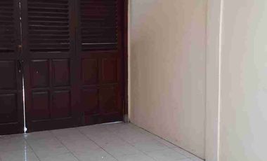 Dijual/disewakan rumah di Kutisari Indah Utara