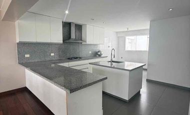 Lindo departamento con piscina