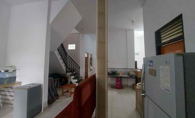 Di jual Kost Lantai 2
Lokasi di Tukad Languan Panjer