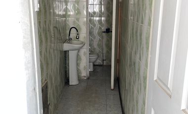 Local Central, Calle Esmeralda