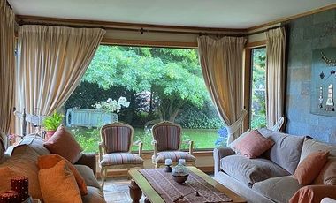 Se vende Linda casa Lomas del Carmen, 6 dormitorio, 2 sala de estar Temuco, Chile