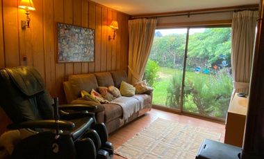 Se vende Linda casa Lomas del Carmen, 6 dormitorio, 2 sala de estar Temuco, Chile