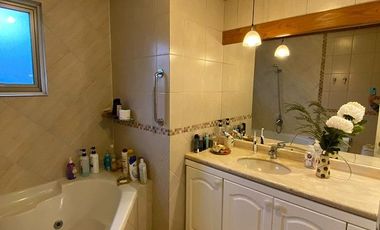 Se vende Linda casa Lomas del Carmen, 6 dormitorio, 2 sala de estar Temuco, Chile