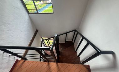 SE ARRIENDA CASA CAMPESTRE EN YERBABUENA