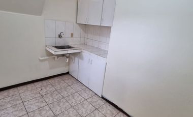Suite Amoblada en Alquiler en Kennedy Sector San Marino, 1 Habitación, 1 Baño, Norte de Guayaquil.