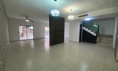 CASA EN RENTA EN CONTRY CLUB VIÑEDOS TORREON COAHUILA
