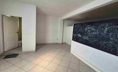 Oficina en renta avenida de Las Torres entre tecnológico y Boulevard aeropuerto