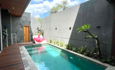 Dijual Villa modern dgn kolam renang pribadi, view sawah,gunung merapi di Jakal Km 11