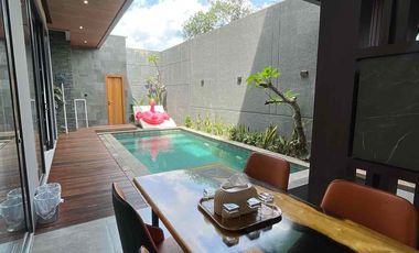 Dijual Villa modern dgn kolam renang pribadi, view sawah,gunung merapi di Jakal Km 11