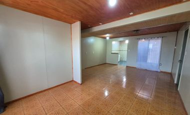 Amplia casa de 2 pisos en Hijuelas, excelente ubicación central