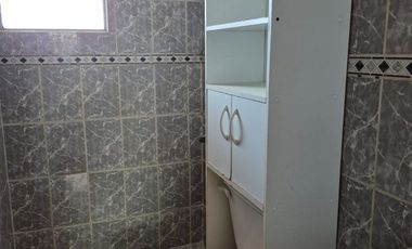 Amplia casa de 2 pisos en Hijuelas, excelente ubicación central