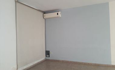 Renta de Casa en Residencial Tulipanes, al Norte de la Ciudad, Vigilancia  las 24 hrs