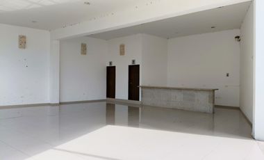 Renta de Casa en Residencial Tulipanes, al Norte de la Ciudad, Vigilancia  las 24 hrs