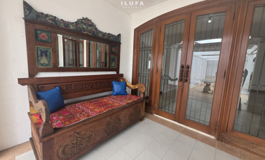 disewakan rumah asri 1 lantai cocok untuk kantor atau tempat tinggal