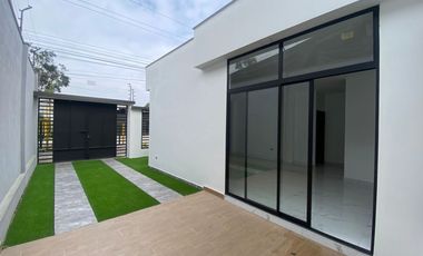 VENTA DE CASA FRENTE DE AZOGAN