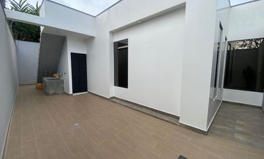 VENTA DE CASA FRENTE DE AZOGAN