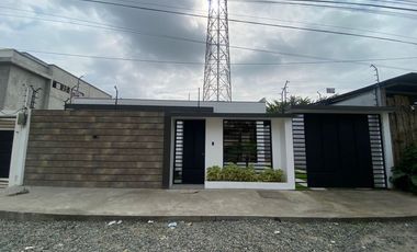 VENTA DE CASA FRENTE DE AZOGAN