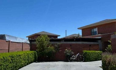 Se vende Preciosa Propiedad en Condominio Cerro La Paloma, Barrio Residencial de la comuna de Buin